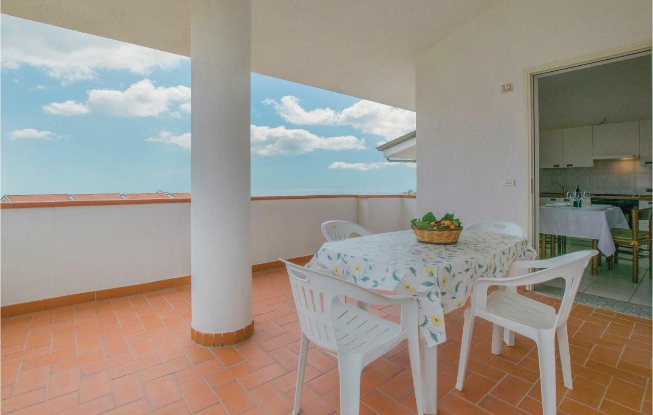 Apartamento Casa Rosa Ricadi Exterior foto